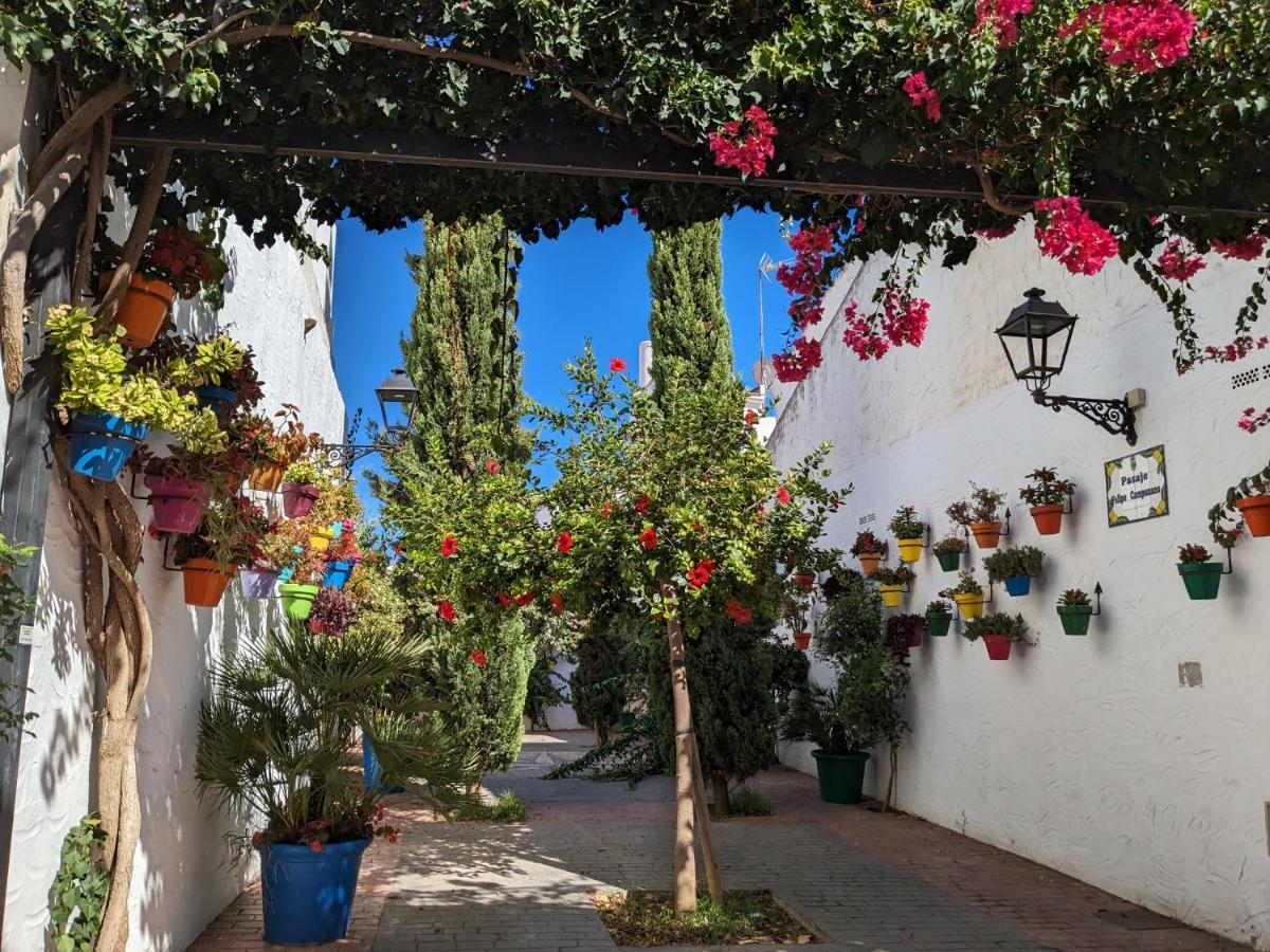 Seaside View Apartment Estepona Eksteriør billede