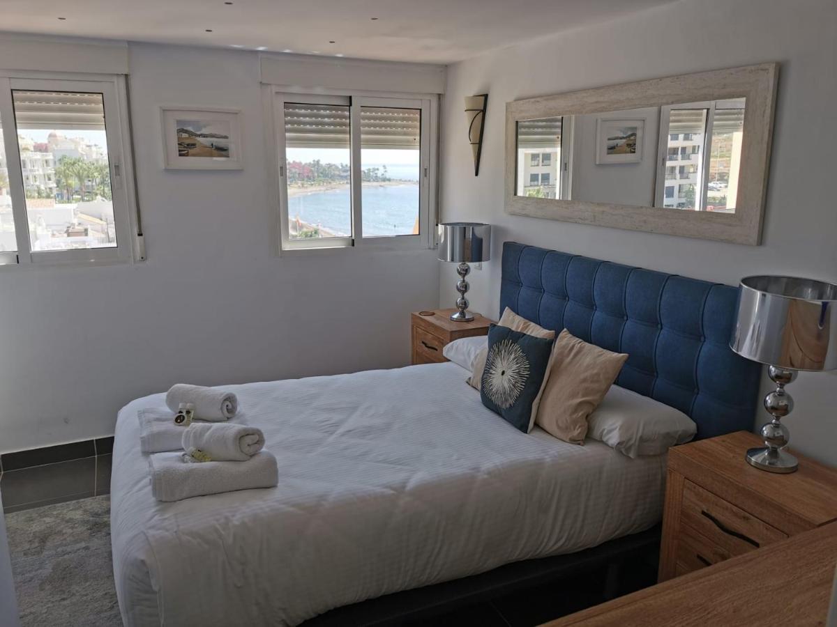Seaside View Apartment Estepona Eksteriør billede